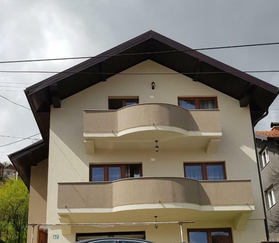 Visoko Homestay Exterior foto